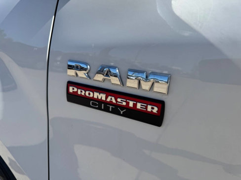 Used 2018 RAM ProMaster City Tradesman image 4