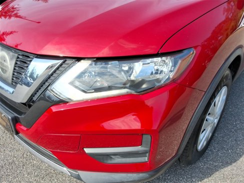 Used 2017 Nissan Rogue S image 10