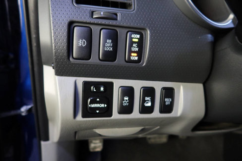 Used 2015 Toyota Tacoma 4x4 Double Cab w/ TRD Off-Road Package image 23