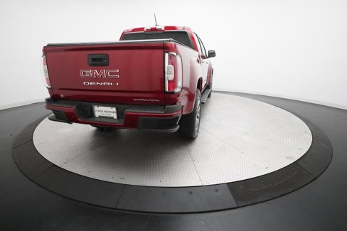 Certified 2022 GMC Canyon Denali image 32