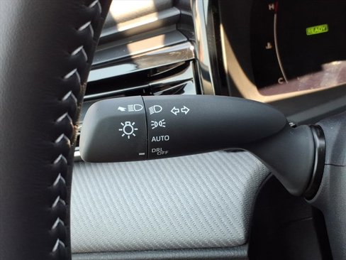 New 2025 Toyota Camry SE image 19