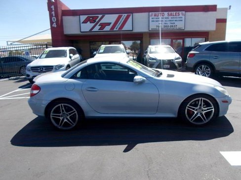 Used 2005 Mercedes-Benz SLK 350 image 8