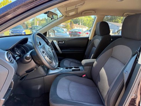 Used 2012 Nissan Rogue SV image 7