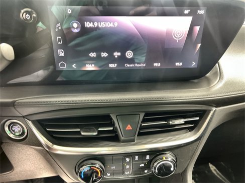 Certified 2024 Buick Encore GX Preferred w/ Comfort Package image 12
