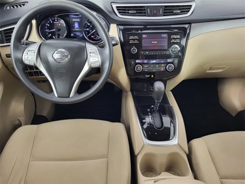 Used 2016 Nissan Rogue SV image 38