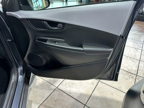 Used 2019 Hyundai Kona SE image 25