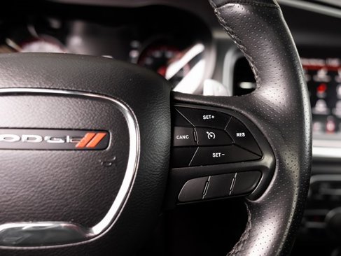 Used 2019 Dodge Charger SXT w/ Blacktop Package image 13