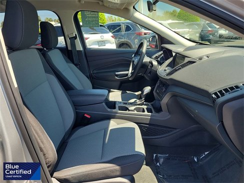 Certified 2019 Ford Escape SE image 18