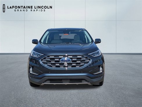 Used 2022 Ford Edge Titanium w/ Equipment Group 301A image 8