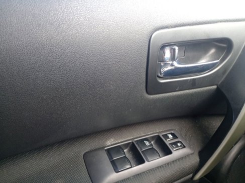 Used 2012 Nissan Rogue S w/ Special Edition Pkg image 8