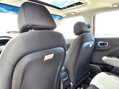 New 2025 Hyundai Venue SEL image 10