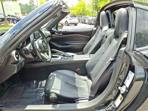 Used 2021 MAZDA MX-5 Miata RF Grand Touring image 15