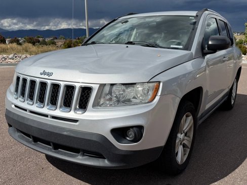 Used 2011 Jeep Compass 2WD image 3