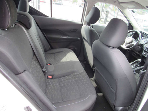 Used 2021 Nissan Kicks S image 10