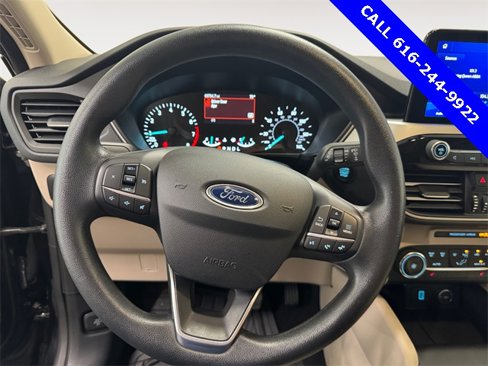 Used 2020 Ford Escape SE image 14