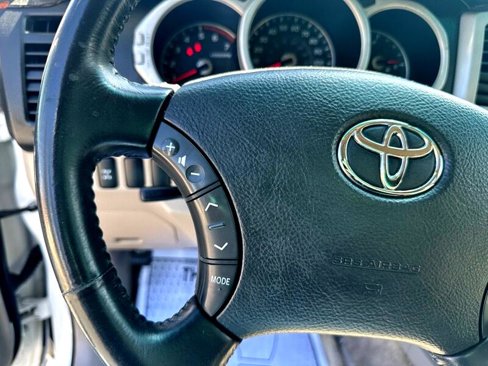 Used 2003 Toyota 4Runner Limited image 20