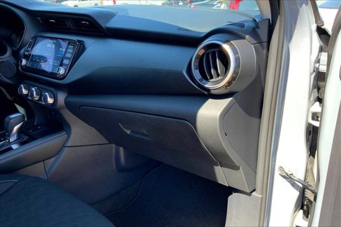 Used 2024 Nissan Kicks SV image 18