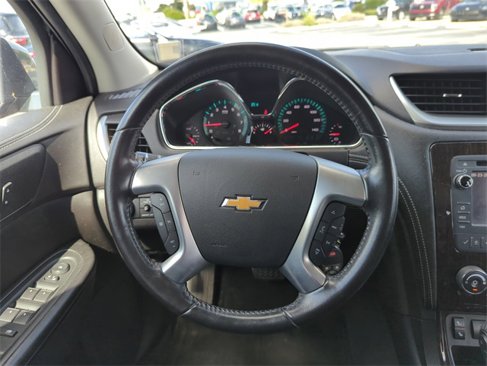 Used 2017 Chevrolet Traverse LT w/ Style and Technology Package image 19