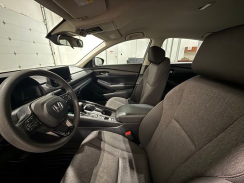 Used 2023 Honda Accord LX image 14