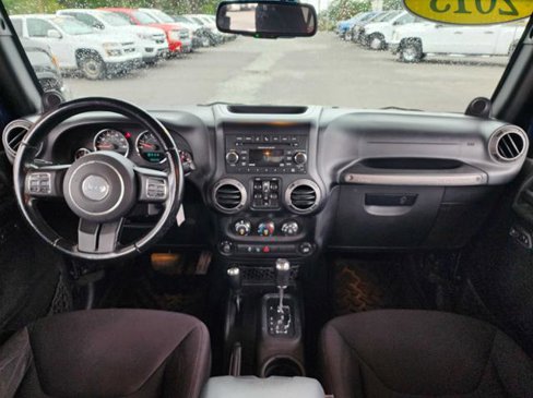 Used 2013 Jeep Wrangler Unlimited Sport image 21