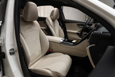 New 2025 Mercedes-Benz C 300 4MATIC Sedan image 10