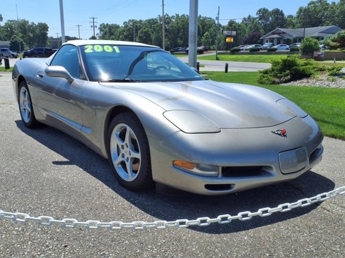 Used 2001 Chevrolet Corvette Convertible w/ Preferred Equipment Group2 image 3