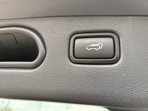 Used 2019 Hyundai Tucson Sport image 11
