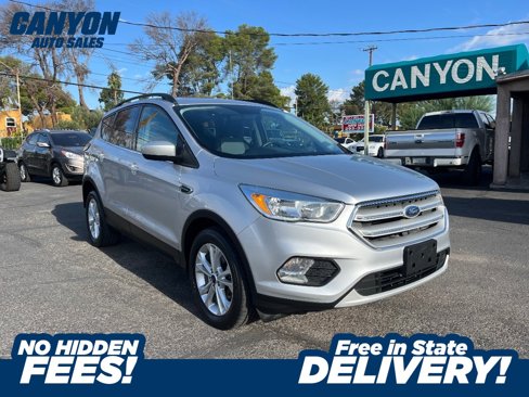 Used 2018 Ford Escape SE w/ SE Sync 3 Package image 1