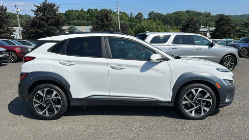 Used 2022 Hyundai Kona Limited image 2