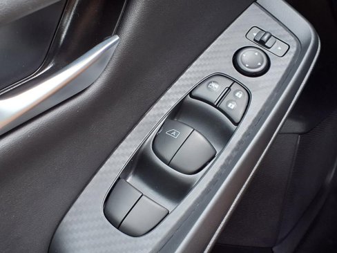 New 2025 Nissan Sentra SV w/ Trunk Package image 9