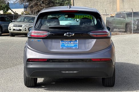Used 2022 Chevrolet Bolt LT w/ Infotainment Package image 4