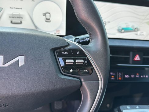Used 2022 Kia EV6 Wind image 19