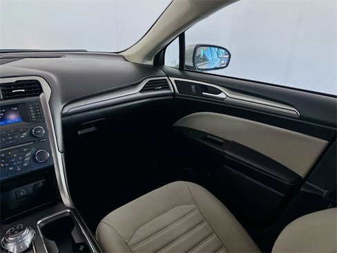 Used 2018 Ford Fusion S image 22