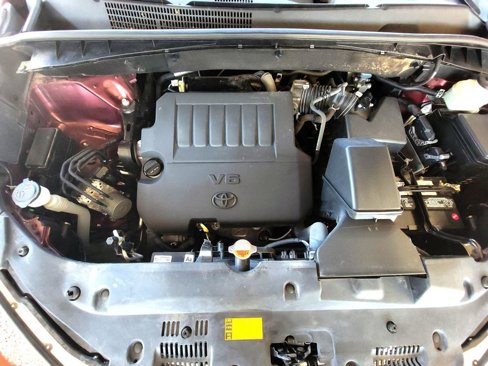 Used 2015 Toyota Highlander LE image 29