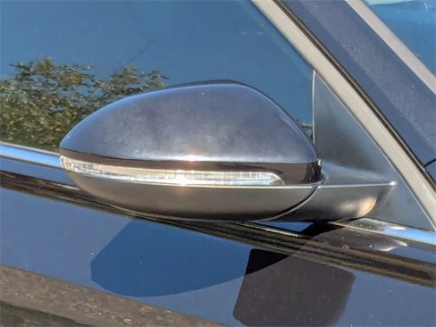Certified 2019 Volkswagen Jetta SEL Premium image 9