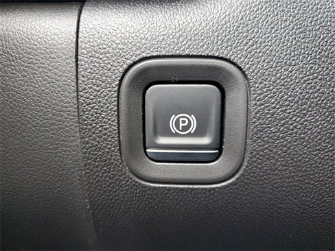 Certified 2024 Chevrolet Silverado 1500 W/T w/ WT Fleet Convenience Package image 17