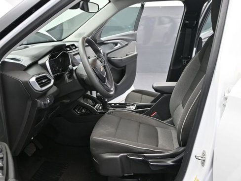 Used 2021 Chevrolet TrailBlazer L image 12