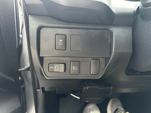 Used 2021 Toyota Tacoma SR image 56