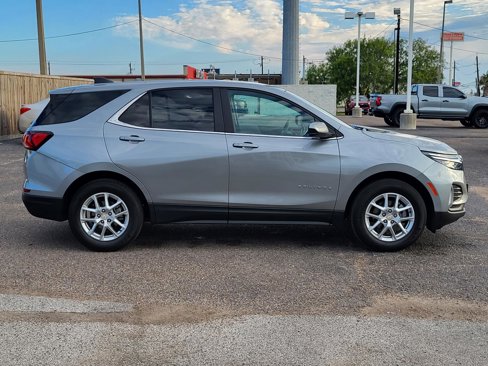 Used 2023 Chevrolet Equinox LT image 6