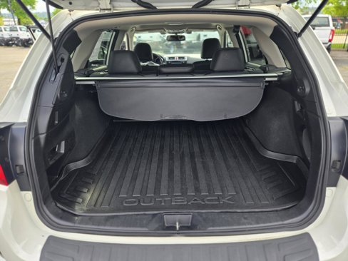 Used 2016 Subaru Outback 3.6R Limited image 7