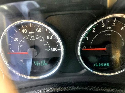 Used 2012 Jeep Wrangler Unlimited Rubicon w/ Connectivity Group image 43