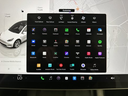 Used 2023 Tesla Model Y Long Range image 34
