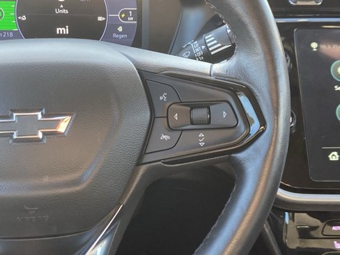 Used 2023 Chevrolet Bolt EUV LT w/ Comfort Package image 13