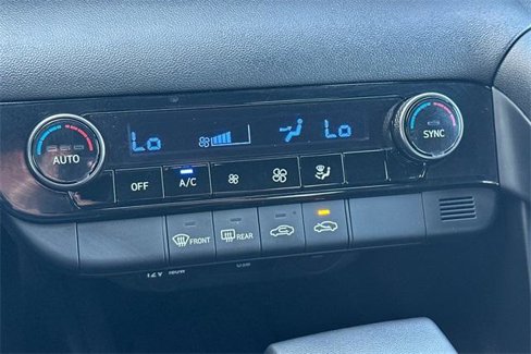 Used 2025 Hyundai Elantra Sport image 20