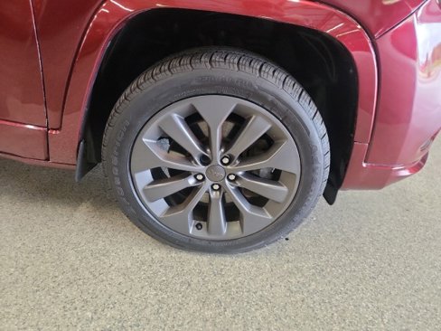 Used 2019 Jeep Cherokee High Altitude image 9