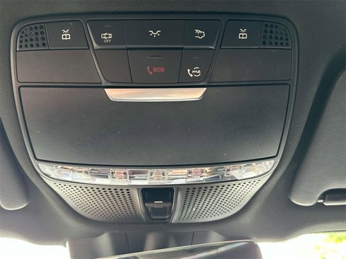 Used 2022 Mercedes-Benz GLC 300 4MATIC image 8