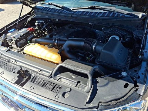 Certified 2018 Ford Expedition Max XLT w/ Equipment Group 202A image 27