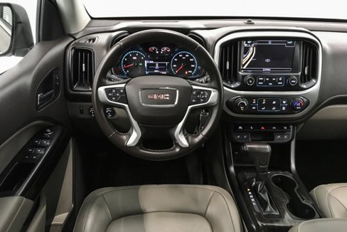 Used 2017 GMC Canyon SLT w/ Driver Alert Package image 4