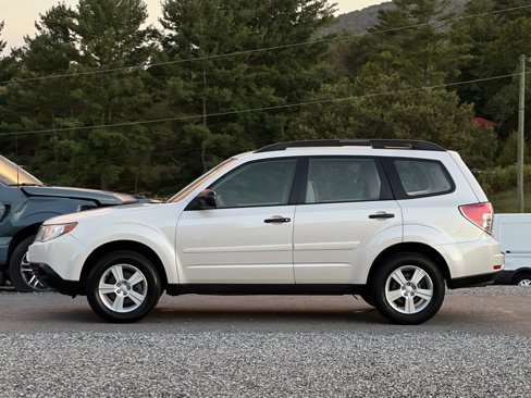 Used 2010 Subaru Forester 2.5X image 6