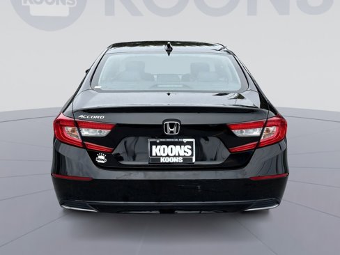 Used 2018 Honda Accord LX image 5